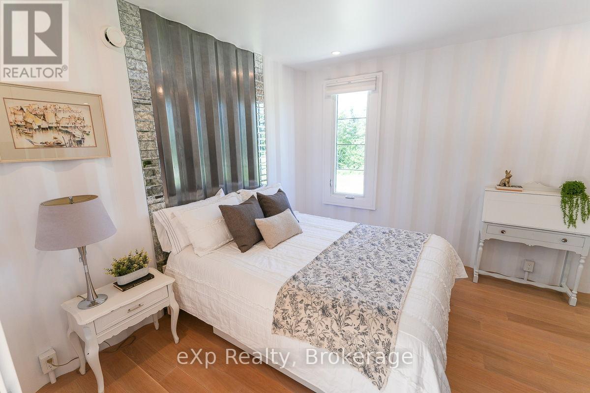 689360 18th Side Road, Blue Mountains, Ontario  N0H 1J0 - Photo 37 - X12263488