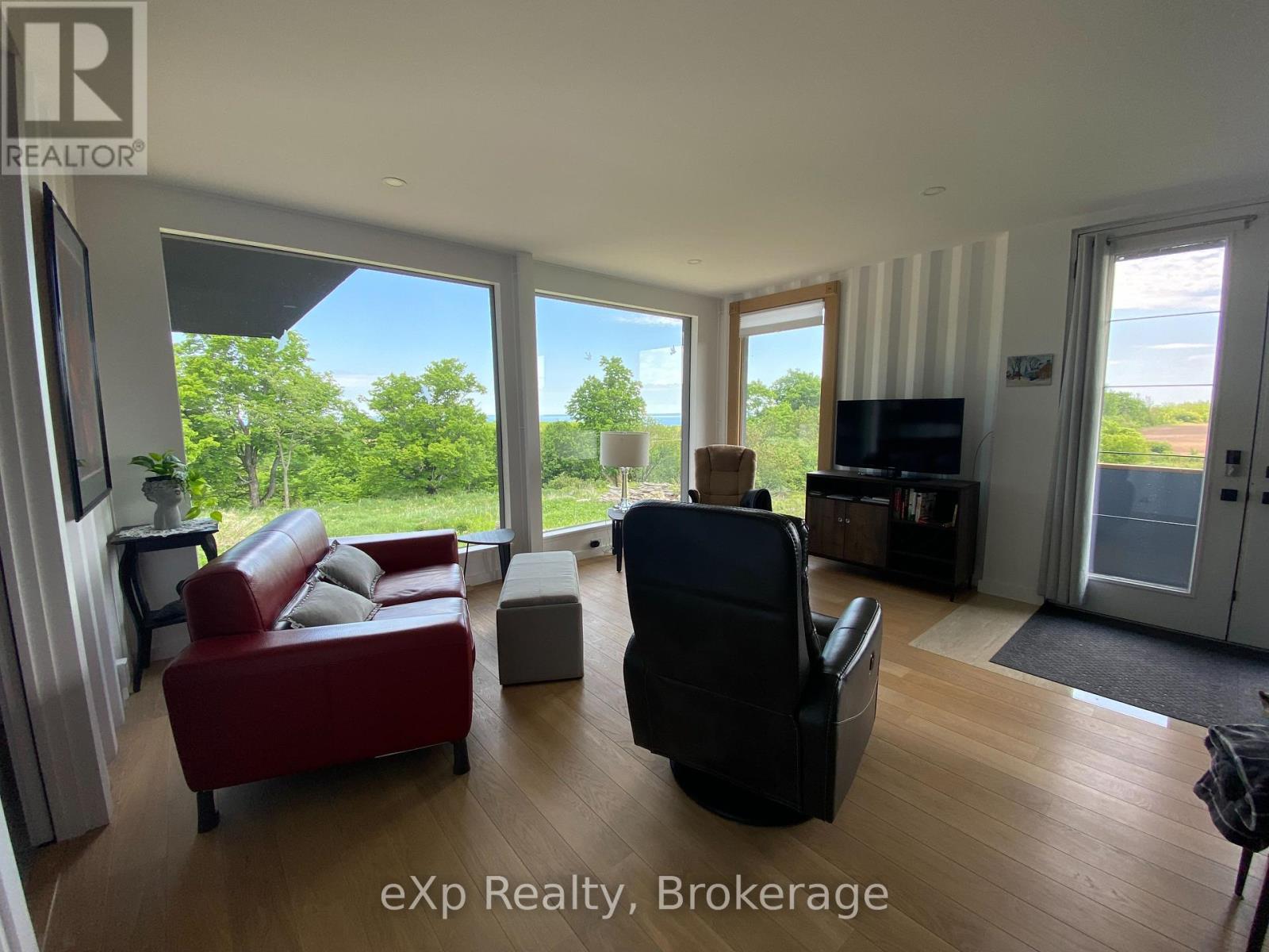 689360 18th Side Road, Blue Mountains, Ontario  N0H 1J0 - Photo 46 - X12263488