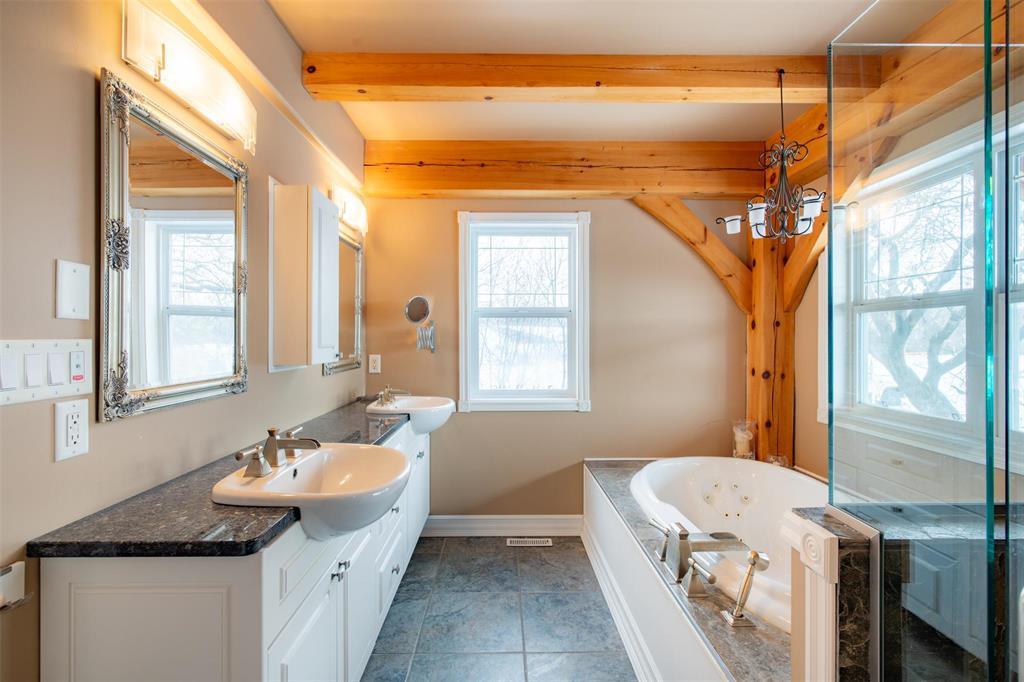 25125 River Road, Lorette, Manitoba  R5K 0Z6 - Photo 33 - 202517864