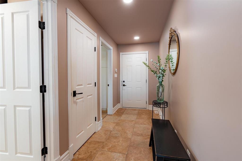 25125 River Road, Lorette, Manitoba  R5K 0Z6 - Photo 35 - 202517864