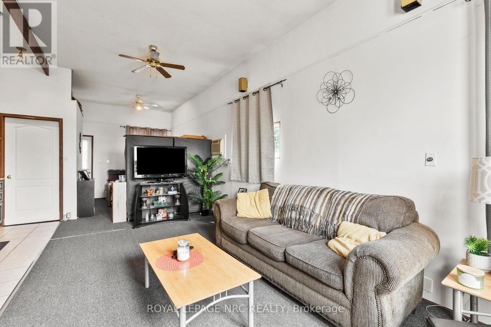 40 Kingsway, Welland, Ontario  L3B 3N8 - Photo 27 - X12278755