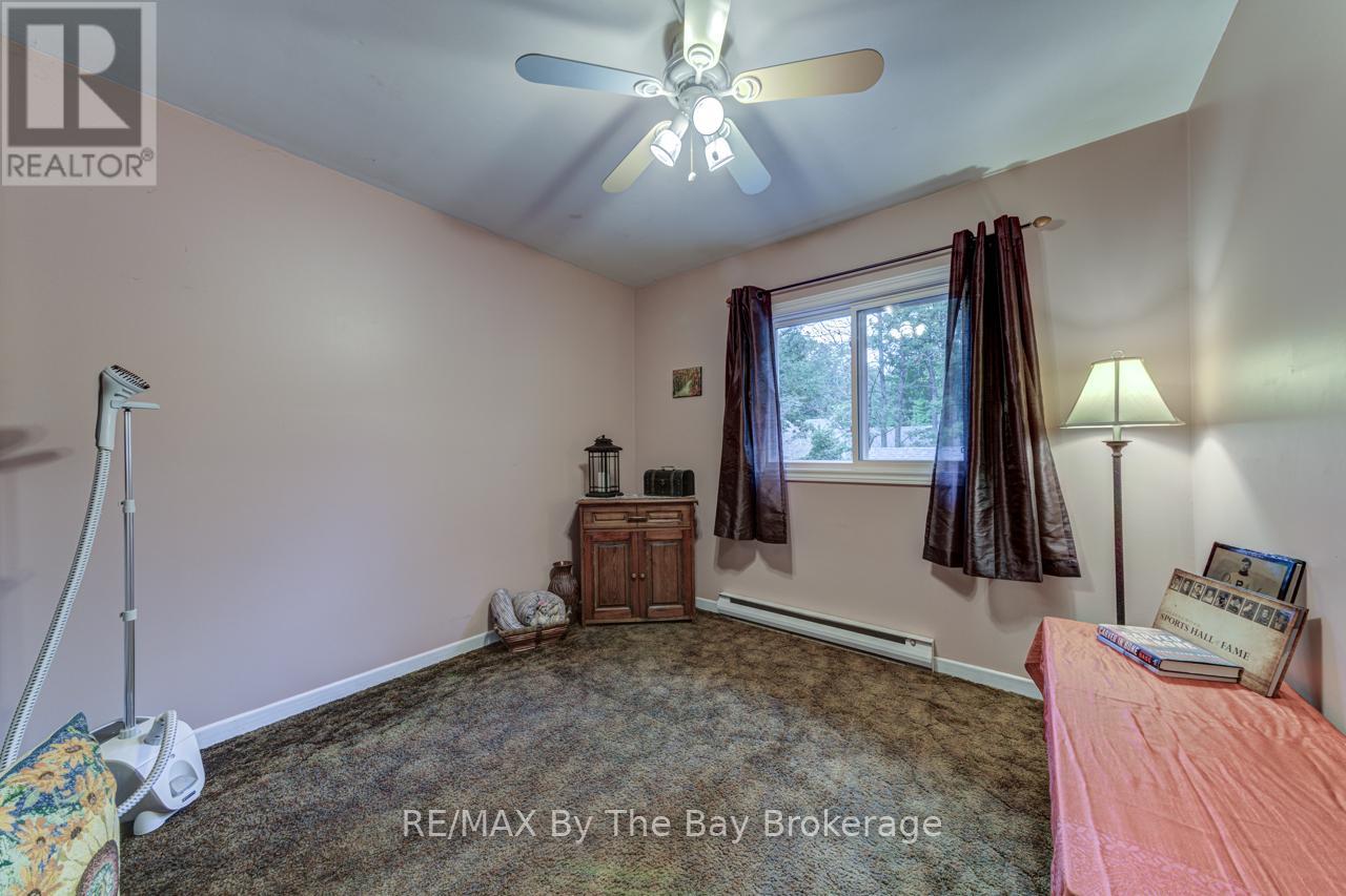 1819 River Road W, Wasaga Beach, Ontario  L9Z 2X5 - Photo 31 - S12284852