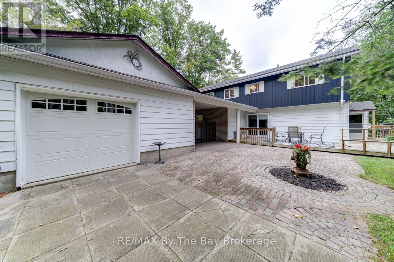 1819 River Road W, Wasaga Beach, Ontario  L9Z 2X5 - Photo 38 - S12284852