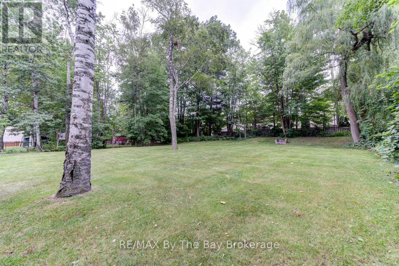 1819 River Road W, Wasaga Beach, Ontario  L9Z 2X5 - Photo 41 - S12284852