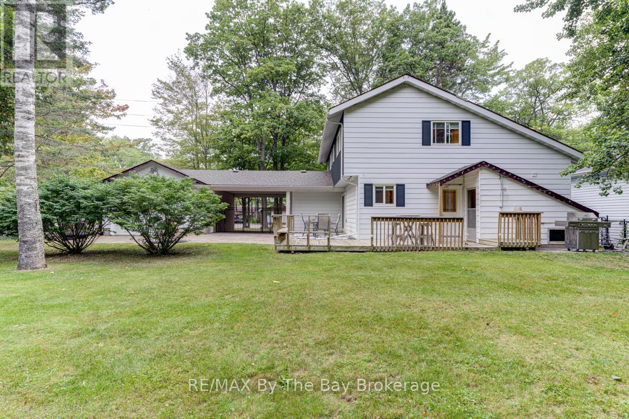 1819 River Road W, Wasaga Beach, Ontario  L9Z 2X5 - Photo 44 - S12284852