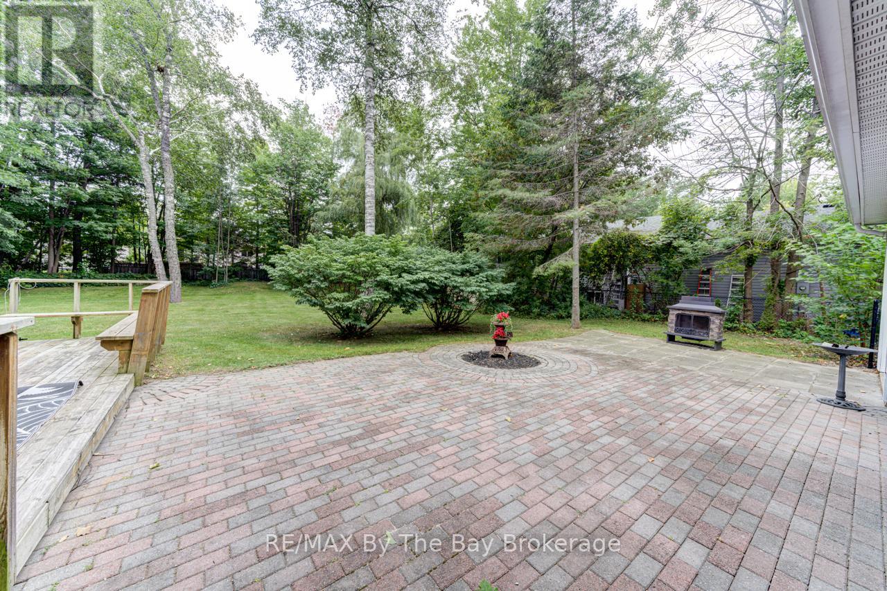 1819 River Road W, Wasaga Beach, Ontario  L9Z 2X5 - Photo 6 - S12284852