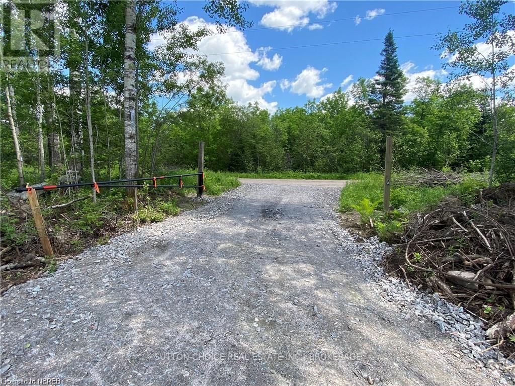 2475 Widdifield Station Road, North Bay, Ontario  P1B 8G2 - Photo 8 - X12284851