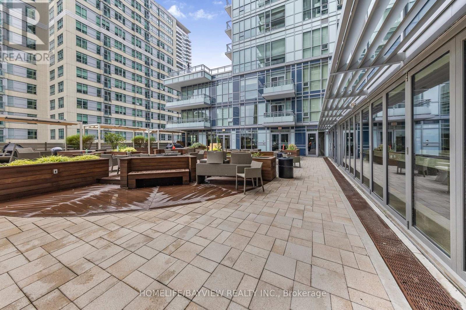 2316 - 98 Lillian Street E, Toronto, Ontario  M4S 0A5 - Photo 17 - C12284874