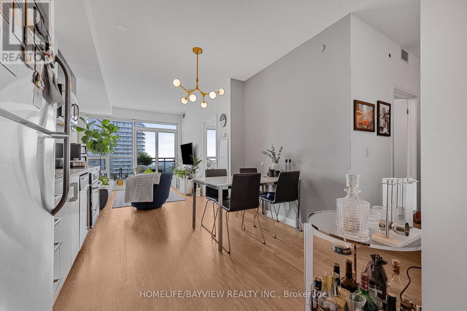 2316 - 98 Lillian Street E, Toronto, Ontario  M4S 0A5 - Photo 3 - C12284874