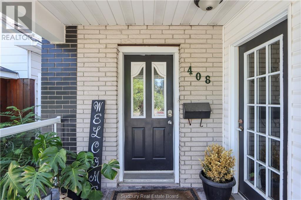 Property at 408 Morris image 4