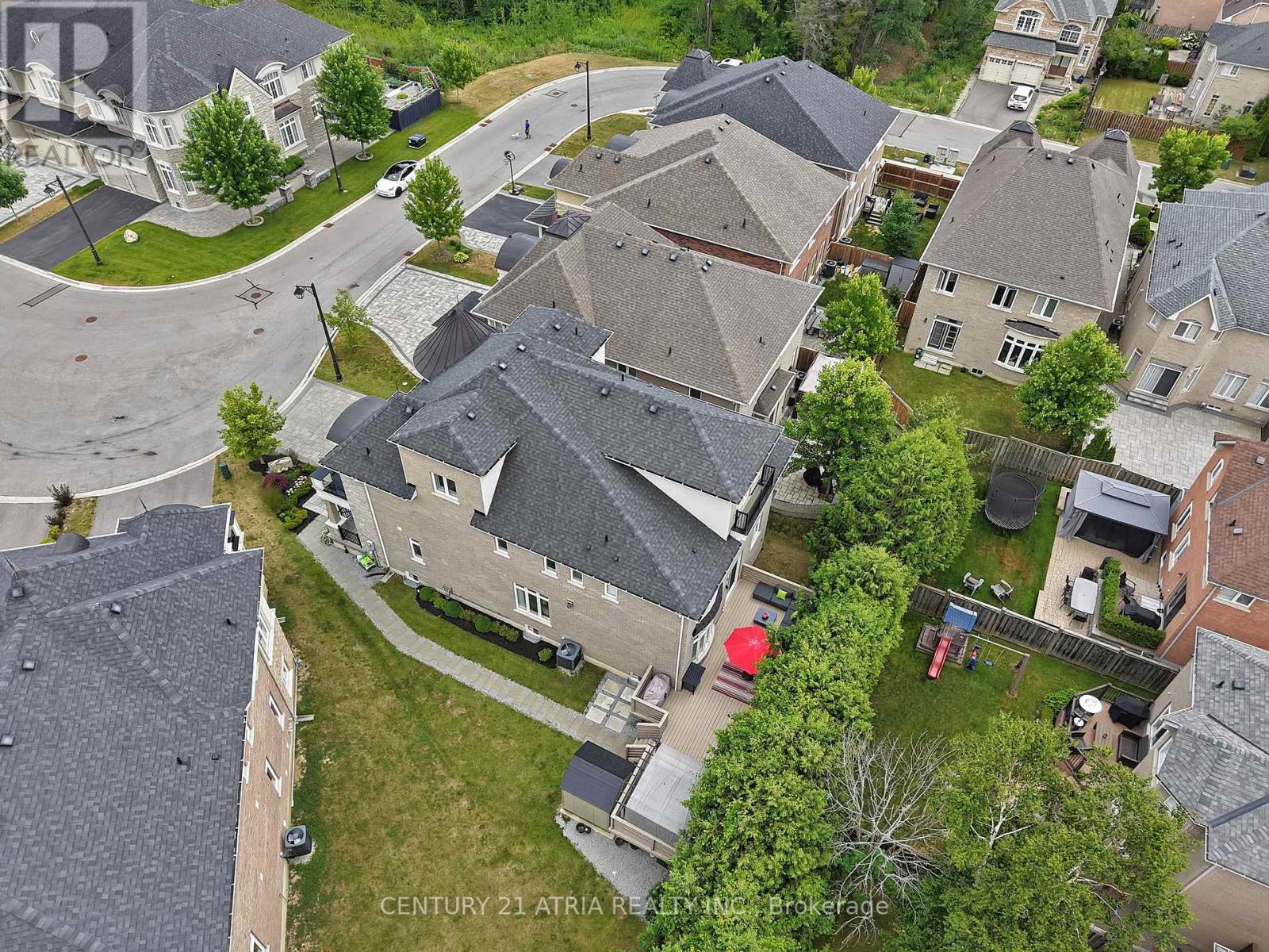 12 Macdonald Court, Richmond Hill, Ontario  L4E 1E9 - Photo 38 - N12284828