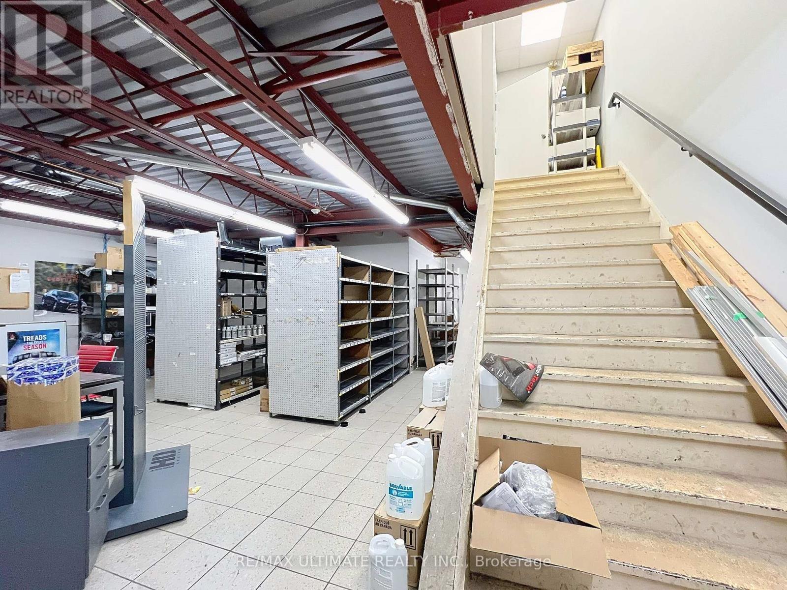 11262 Yonge Street, Richmond Hill, Ontario  L4S 1K9 - Photo 14 - N12284829