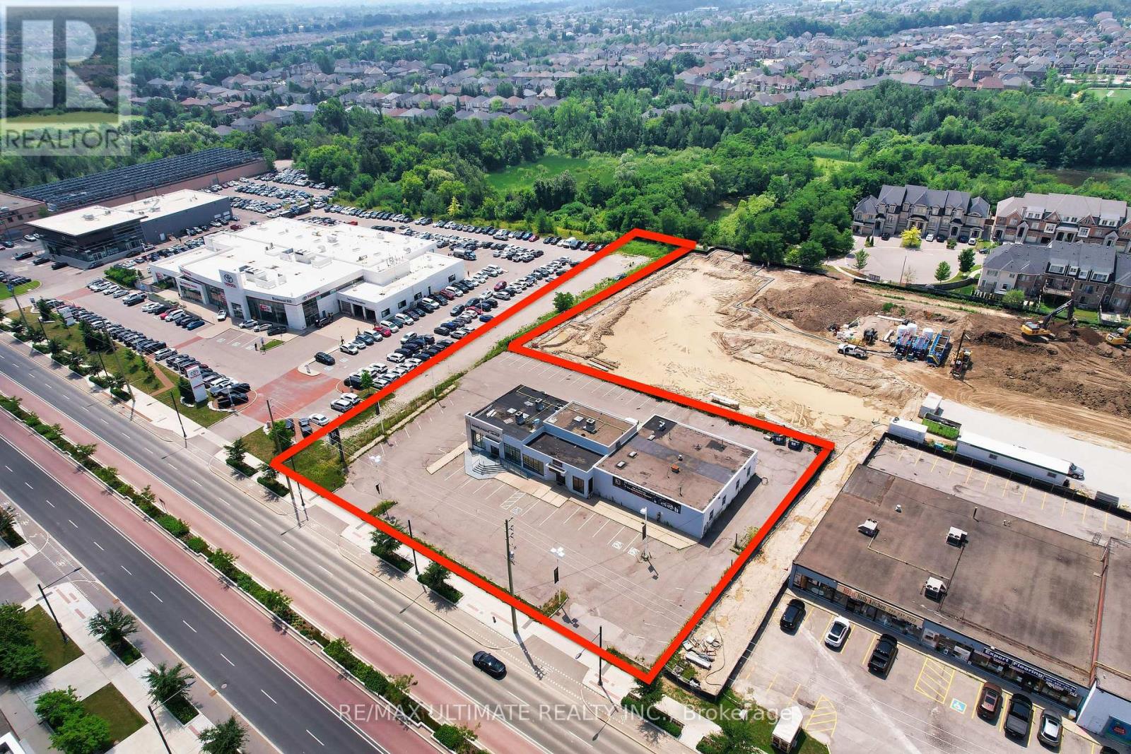 11262 Yonge Street, Richmond Hill, Ontario  L4S 1K9 - Photo 2 - N12284829