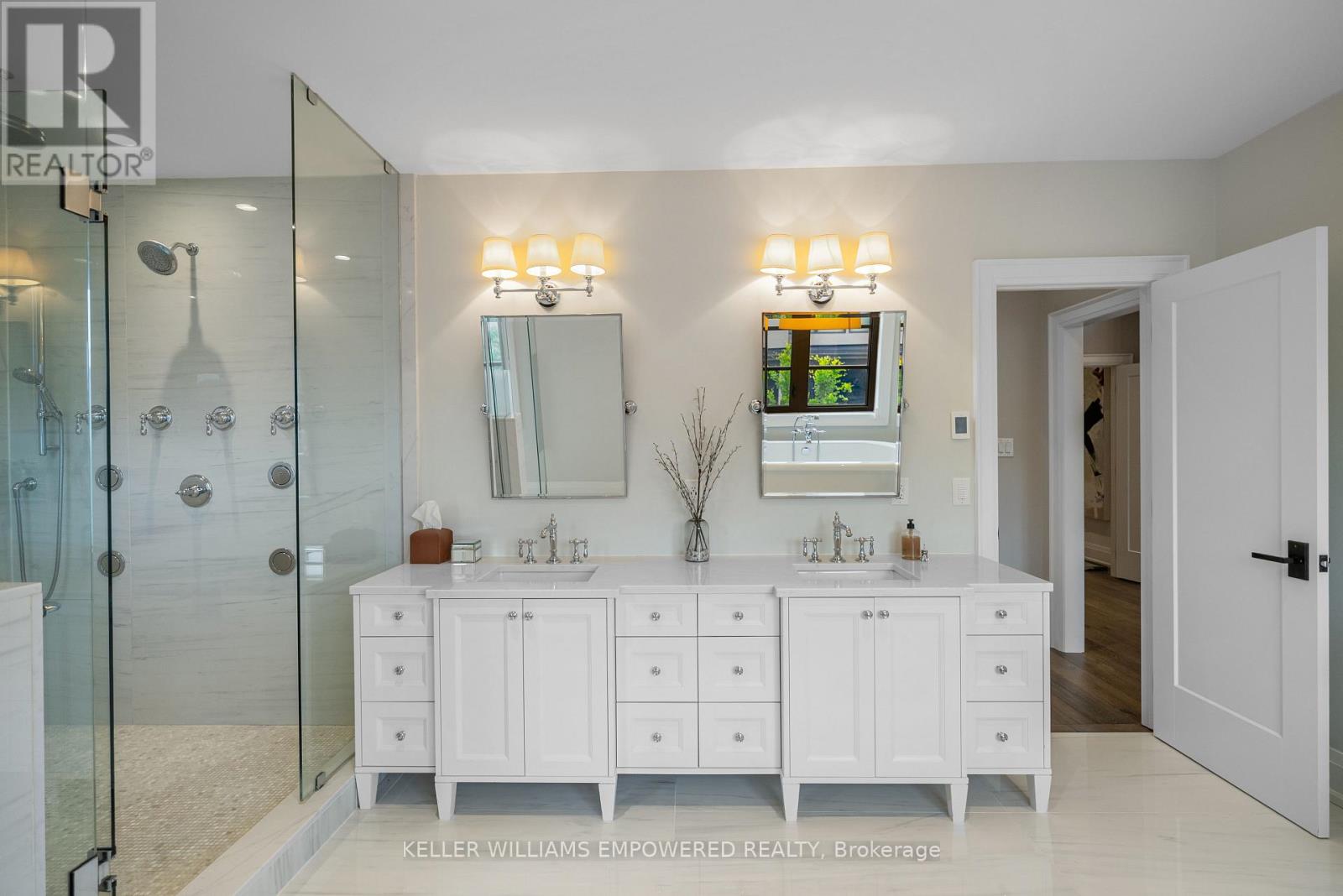 141 Pathlane Road, Richmond Hill, Ontario  L4B 4R1 - Photo 24 - N12284865