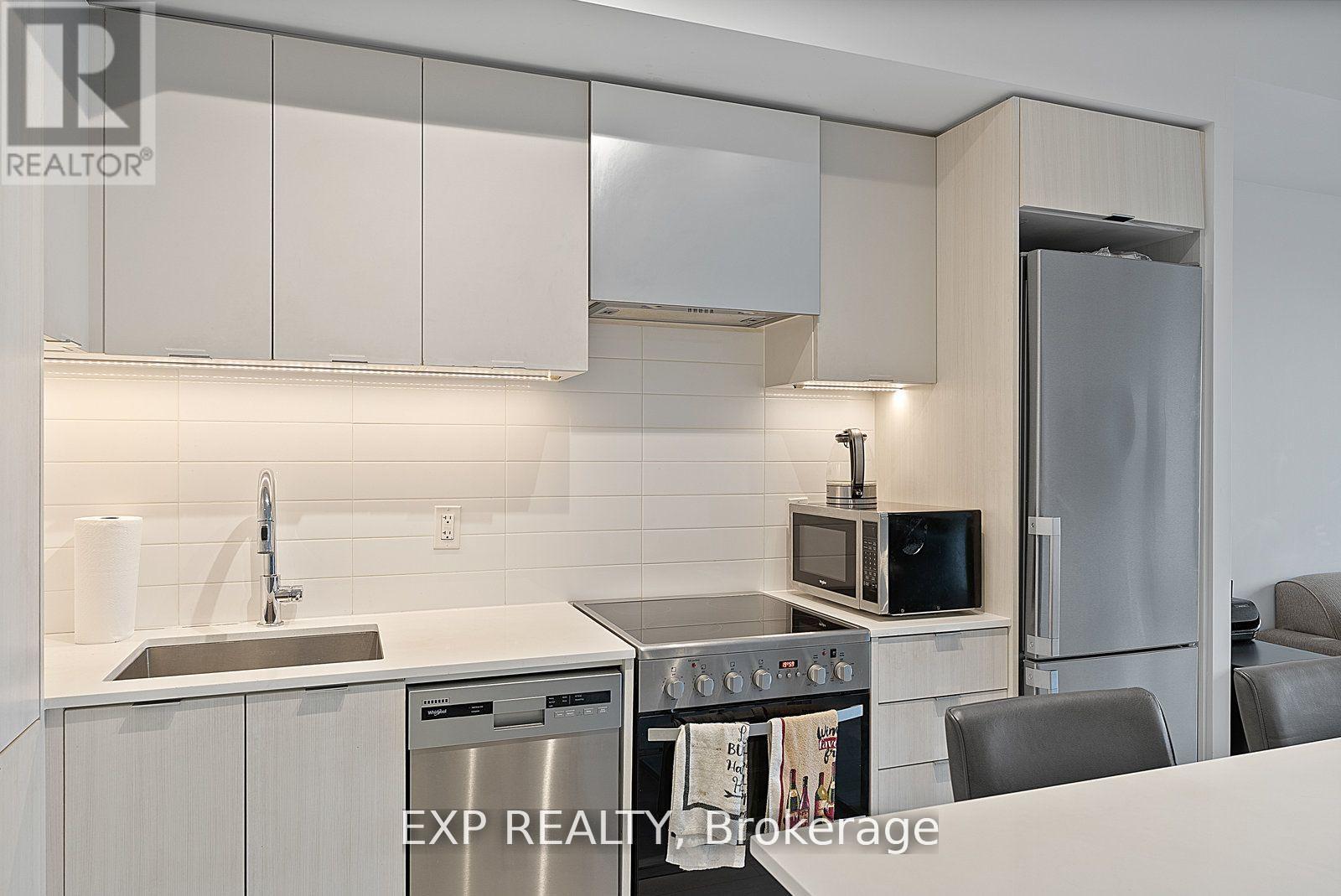 630 - 26 Gibbs Road, Toronto, Ontario  M9B 0E3 - Photo 4 - W12284860