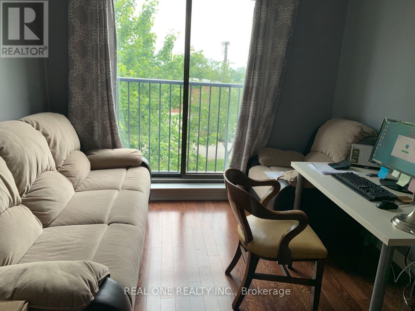 301 - 47 Caroline Street N, Hamilton, Ontario  L8R 2R6 - Photo 4 - X12284838