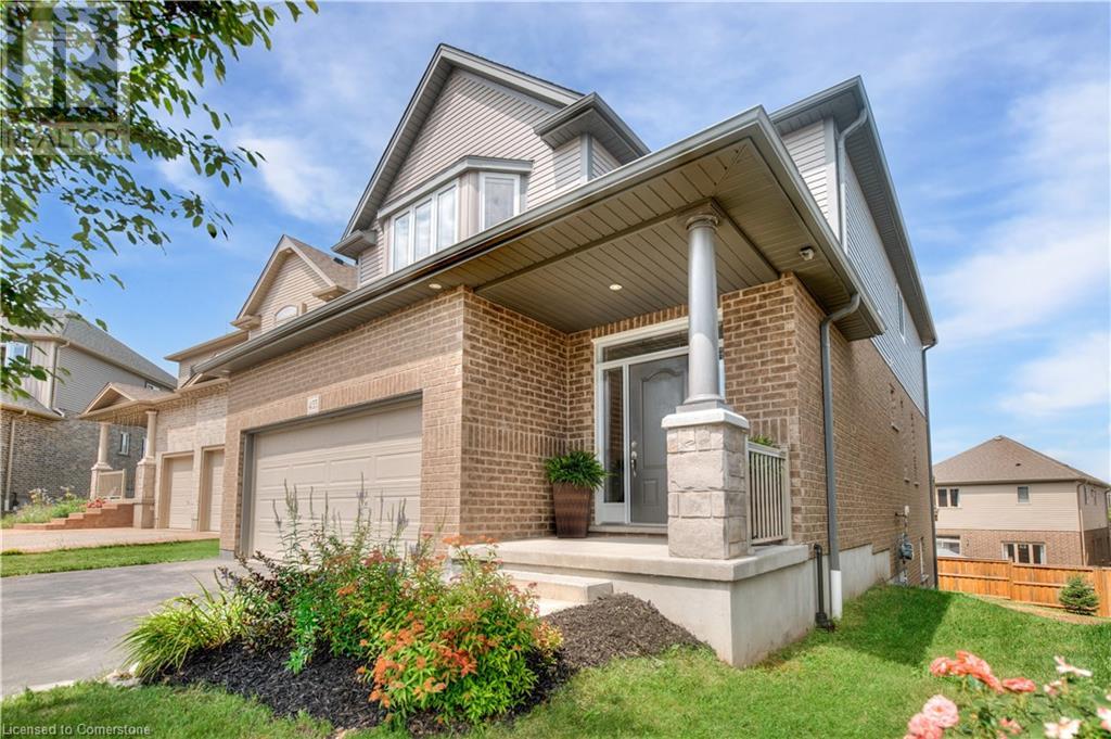 Property at 455 TWINLEAF Street image 3