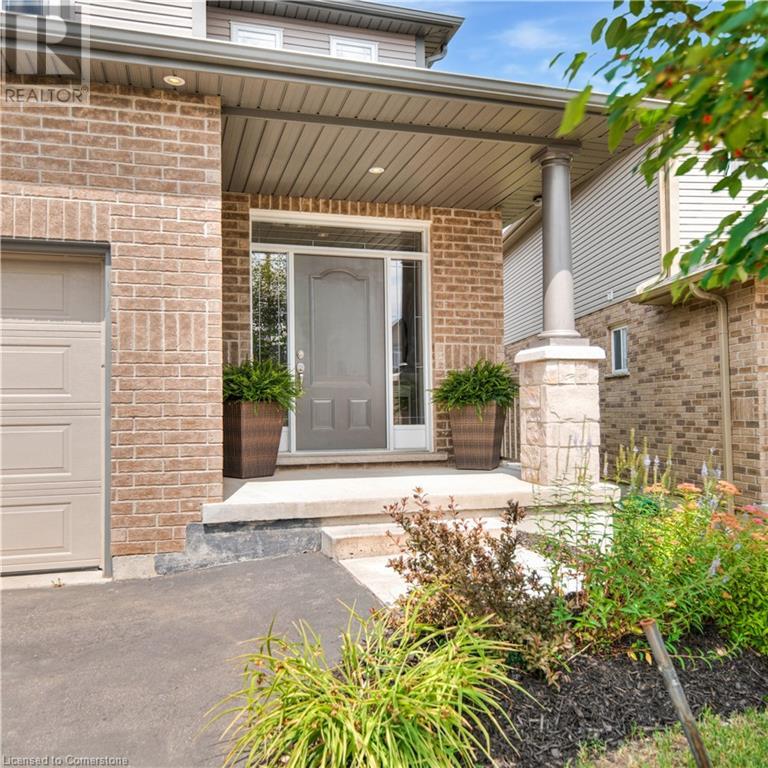 Property at 455 TWINLEAF Street image 4