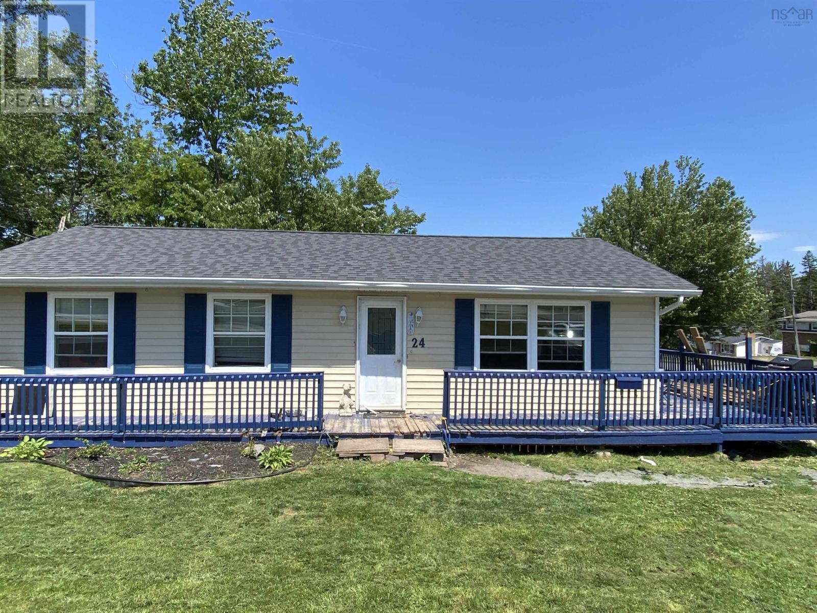 Property at 24 Montery Drive image 1