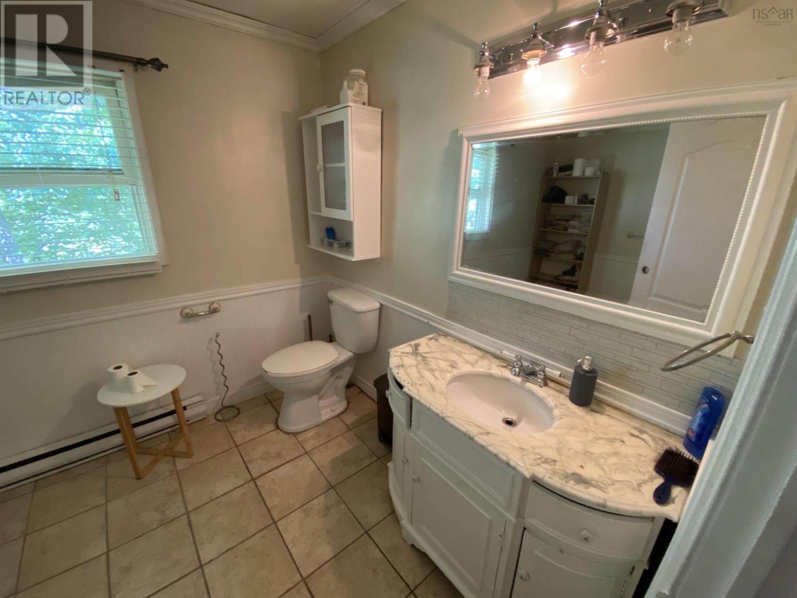 24 Montery Drive, Salmon River, Nova Scotia  B2N 5S4 - Photo 9 - 202517642