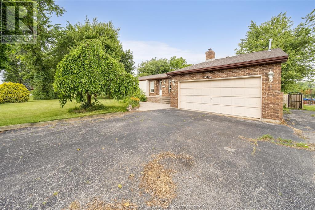 Property at 1401 FRONT ROAD South image 3