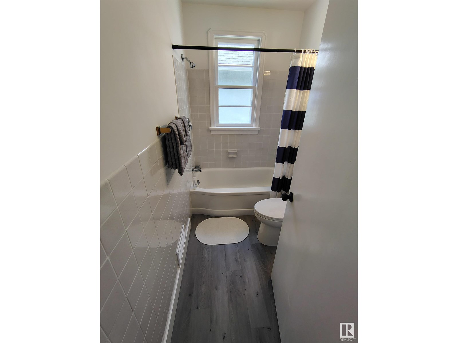 Property at 9758 88 AV NW image 1