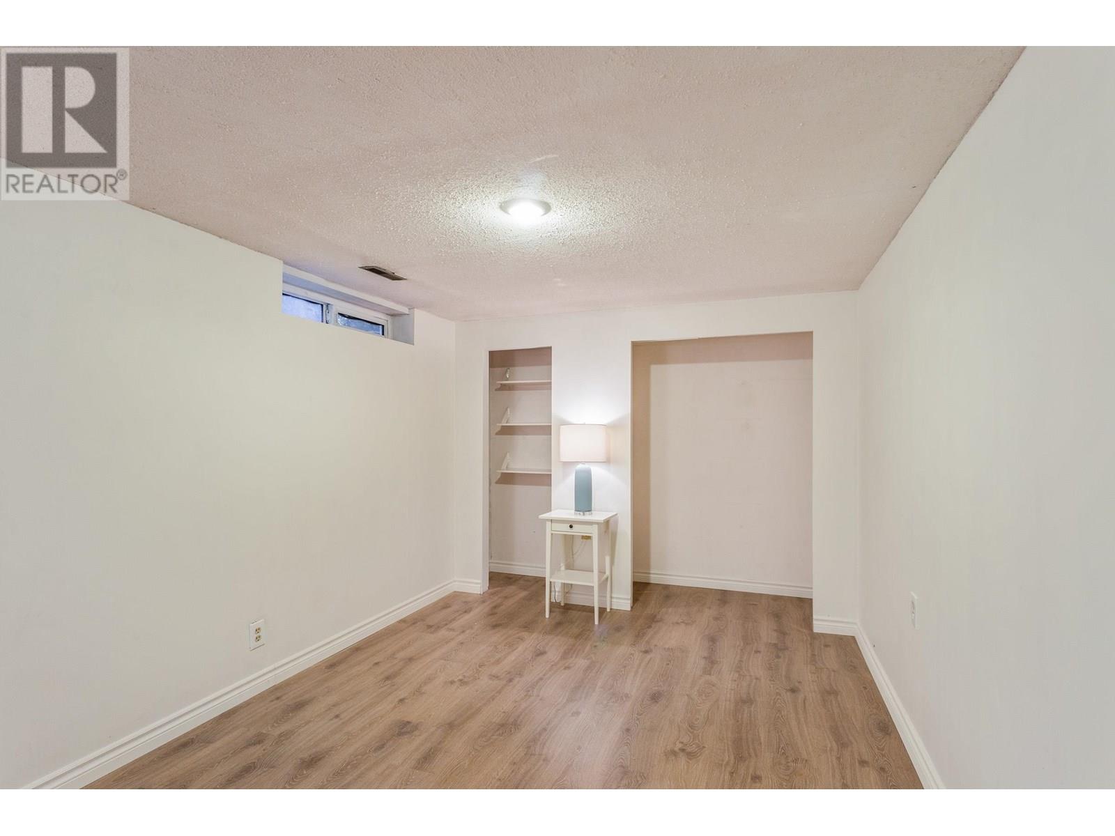 Listing Picture 18 of 40 : 80 3437 E 49TH AVENUE, Vancouver / 溫哥華 - 魯藝地產 Yvonne Lu Group - MLS Medallion Club Member