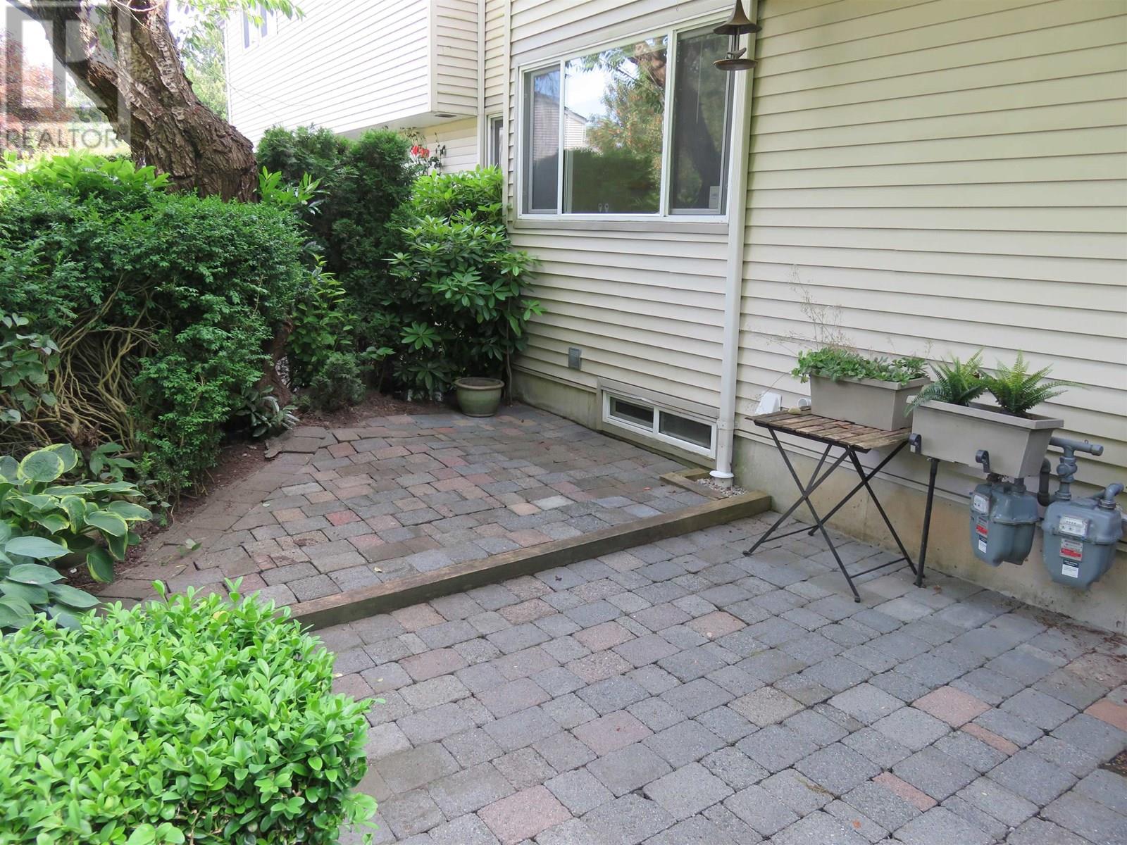 Listing Picture 4 of 40 : 80 3437 E 49TH AVENUE, Vancouver / 溫哥華 - 魯藝地產 Yvonne Lu Group - MLS Medallion Club Member