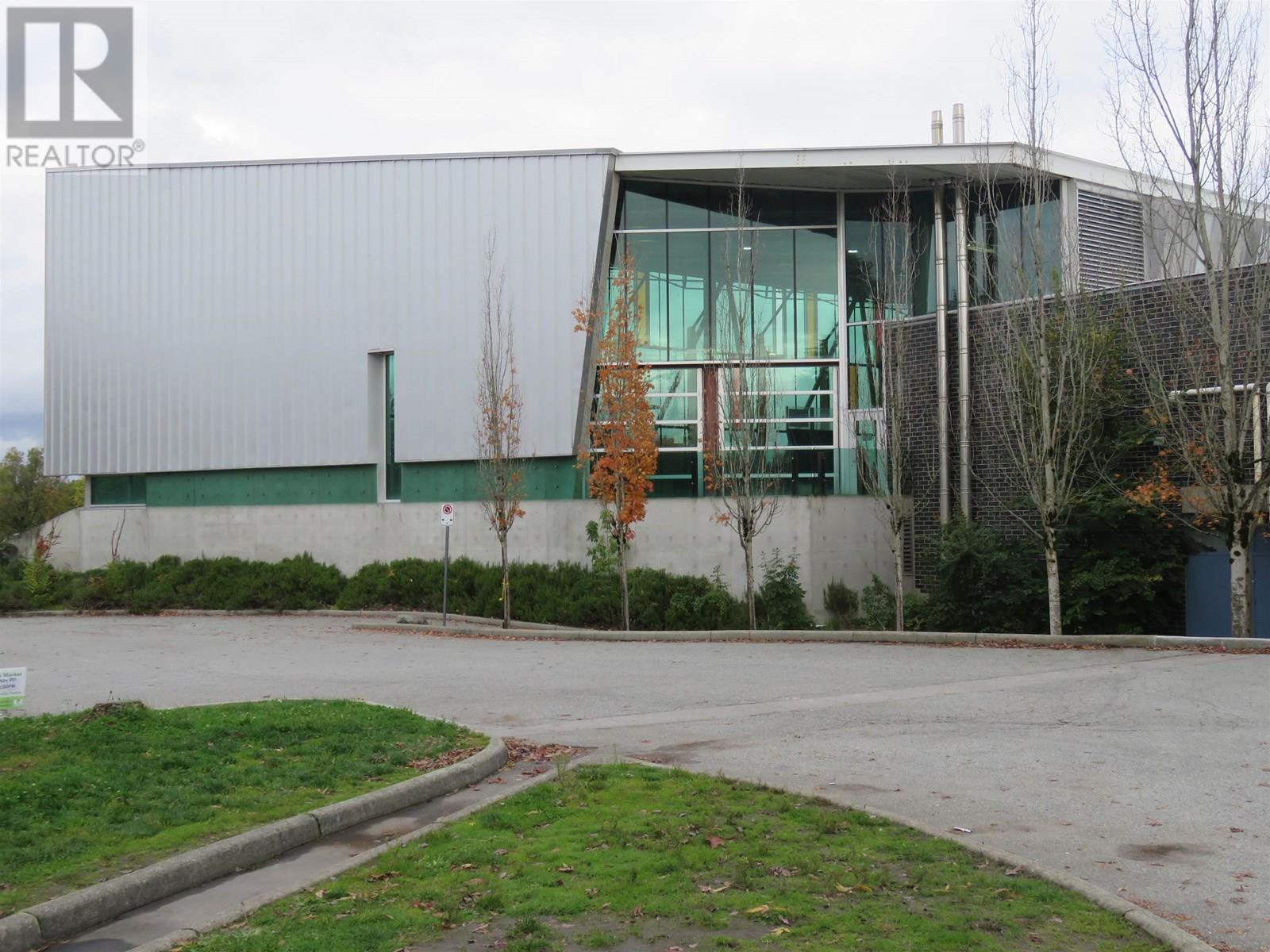 Listing Picture 38 of 40 : 80 3437 E 49TH AVENUE, Vancouver / 溫哥華 - 魯藝地產 Yvonne Lu Group - MLS Medallion Club Member