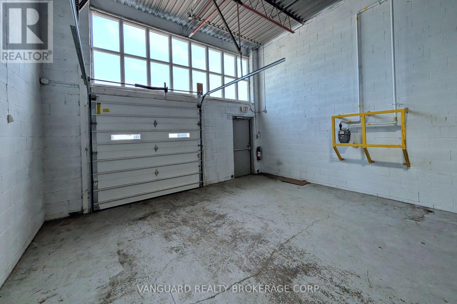 3 - 4480 Chesswood Drive, Toronto, Ontario  M3J 2B9 - Photo 13 - W12262731