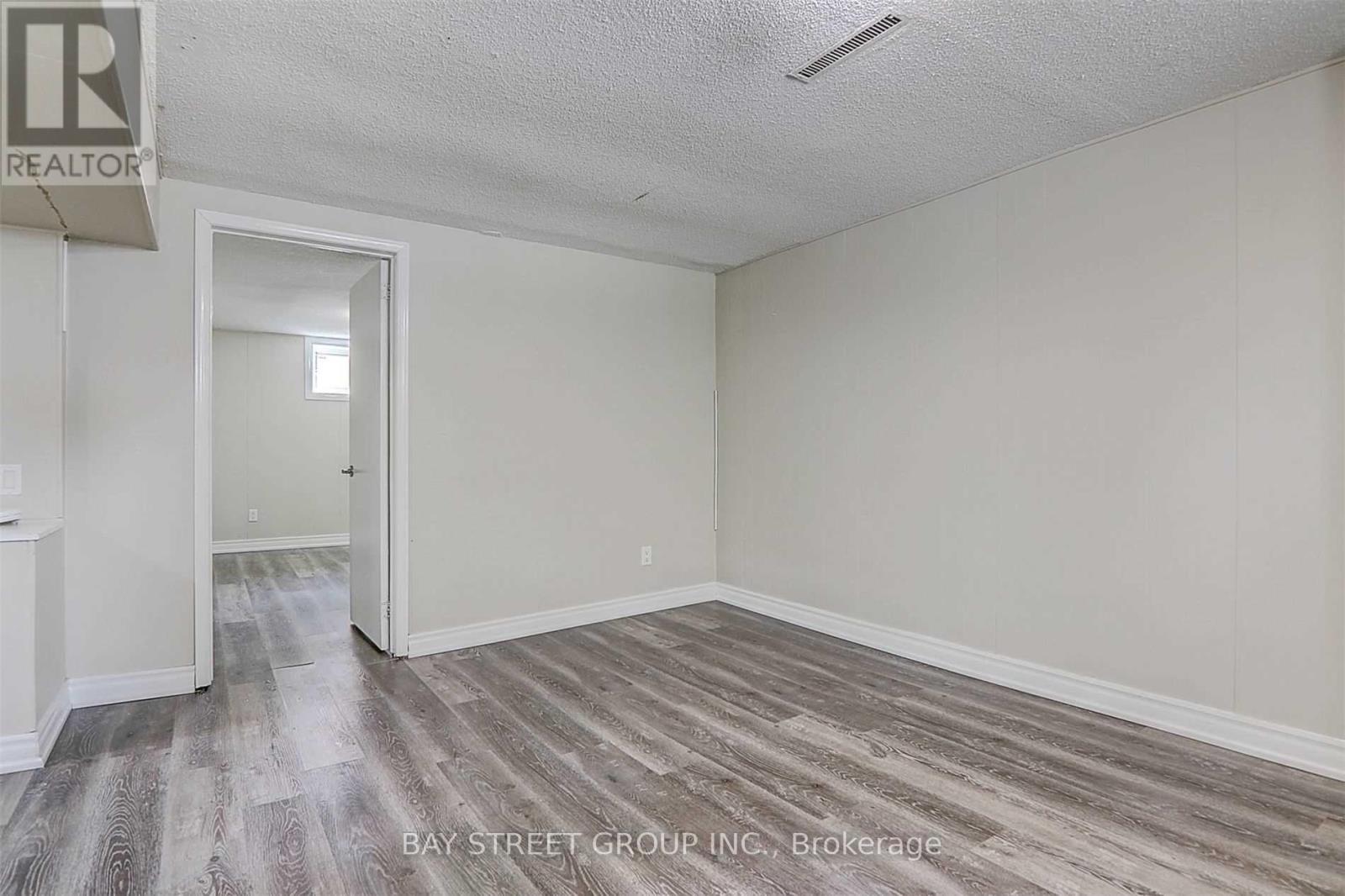Lower Level - 12 Craigmore Crescent, Toronto, Ontario  M2N 2Y3 - Photo 11 - C12284890