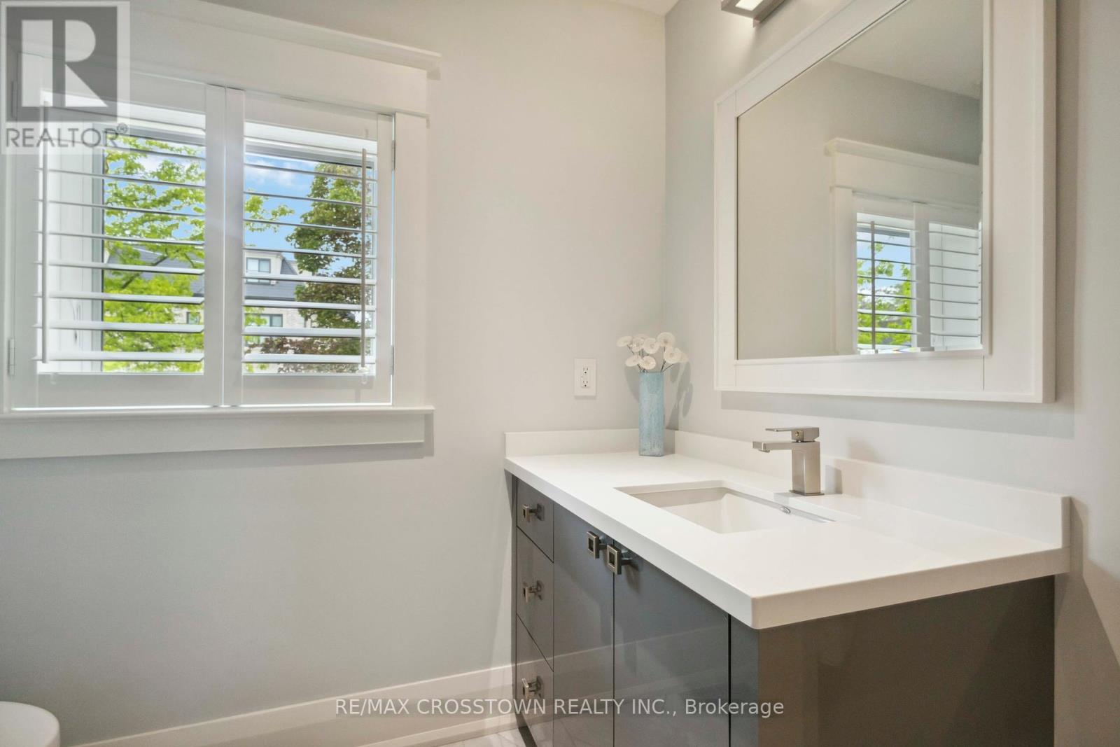 353 Briar Hill Avenue, Toronto, Ontario  M4R 1J3 - Photo 21 - C12284937