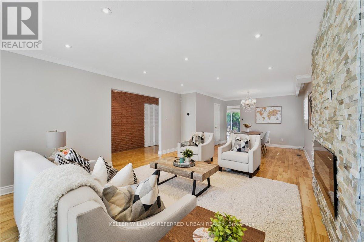 Property at 9 FAIRCHILD AVENUE image 4
