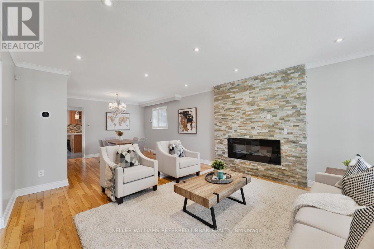 Property at 9 FAIRCHILD AVENUE image 5