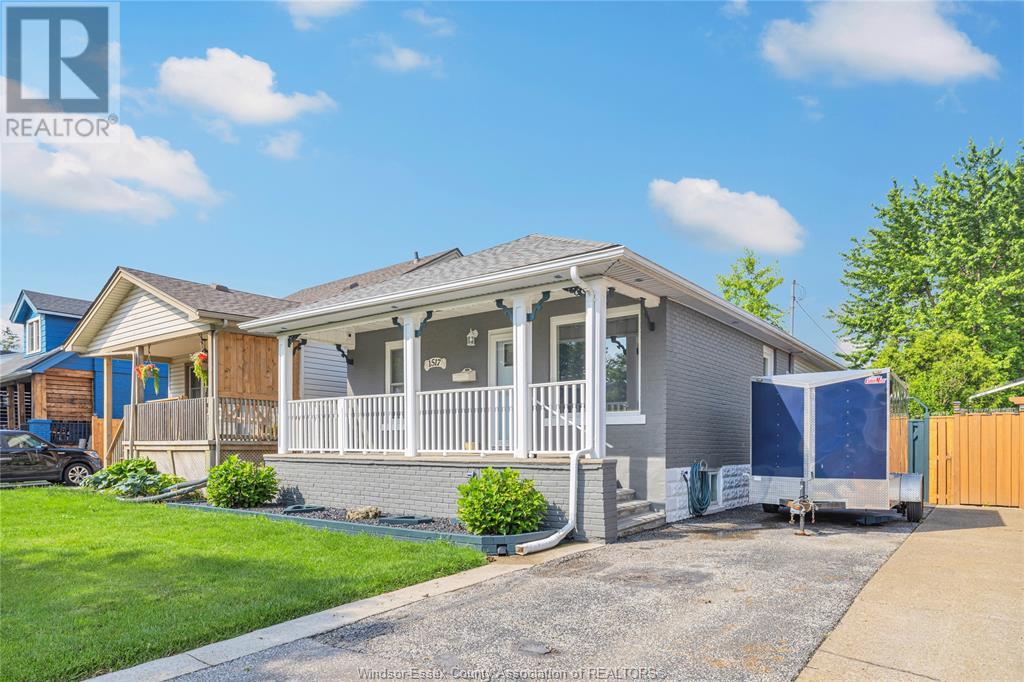 Property at 1517 BERNARD ROAD image 2