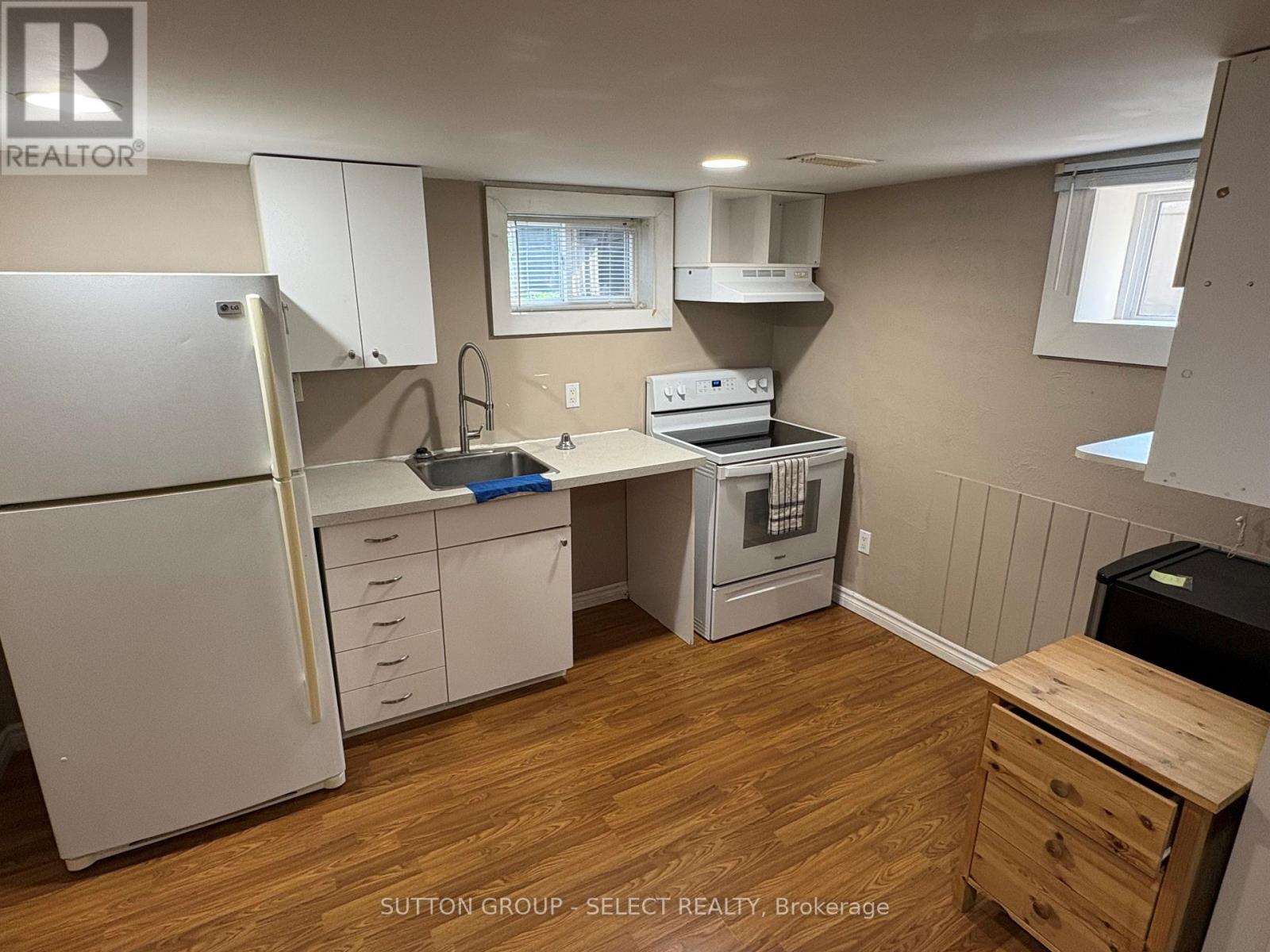 369 Boler Road, London South, Ontario  N6K 2K6 - Photo 14 - X12285077