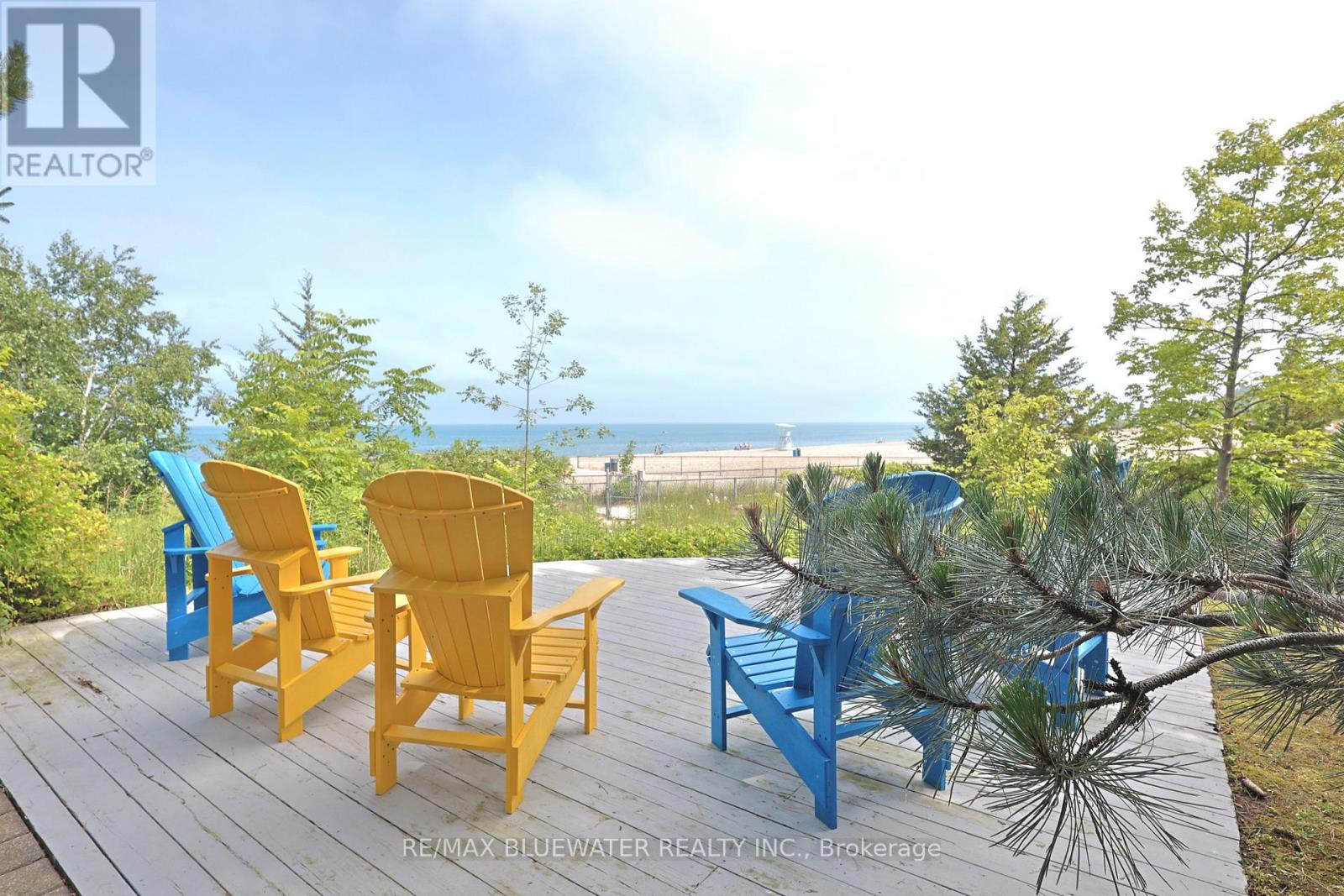 206 - 9 Pine Street, Lambton Shores, Ontario  N0M 1T0 - Photo 34 - X12285094