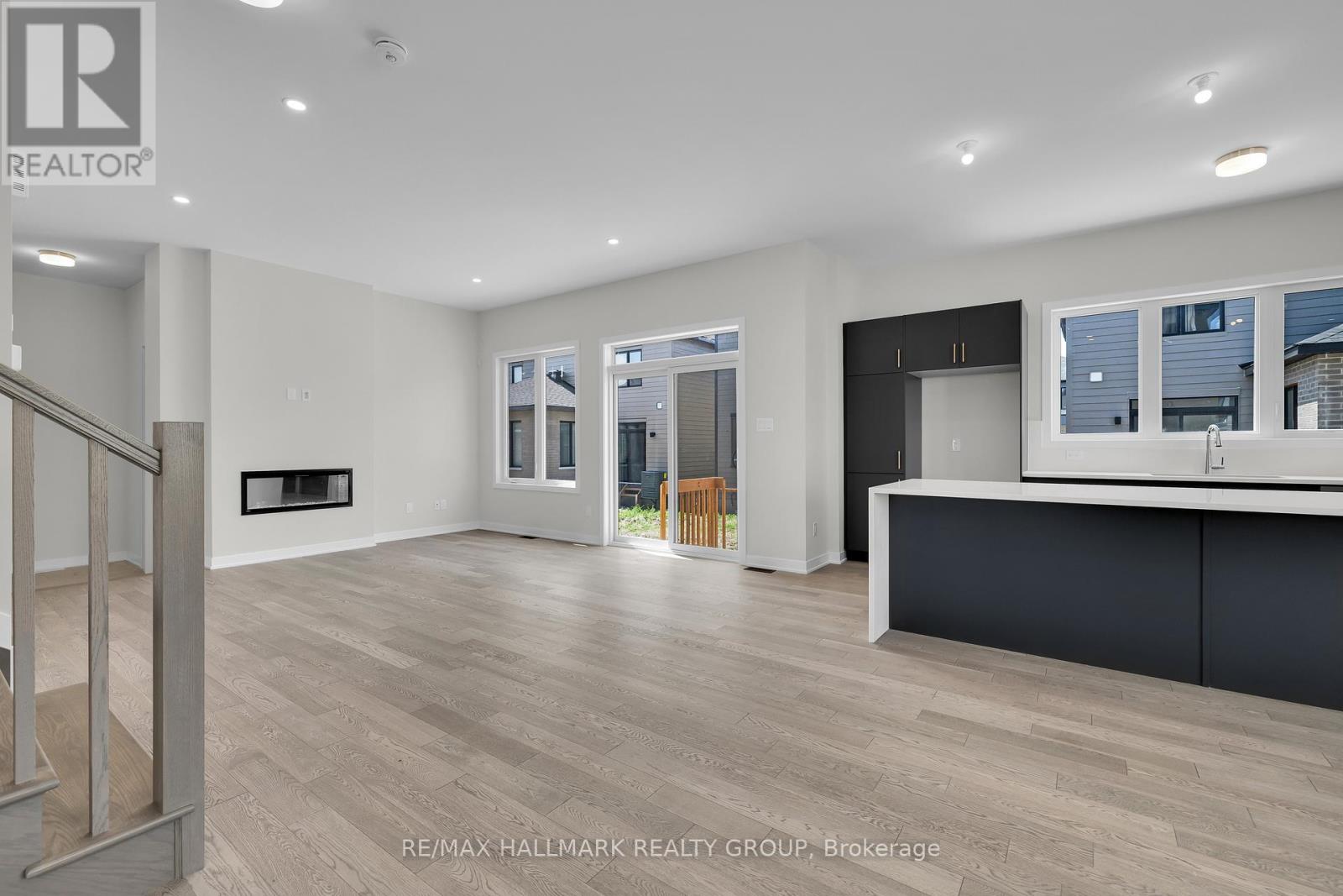 Property at 407 EUPHORIA CRESCENT image 4