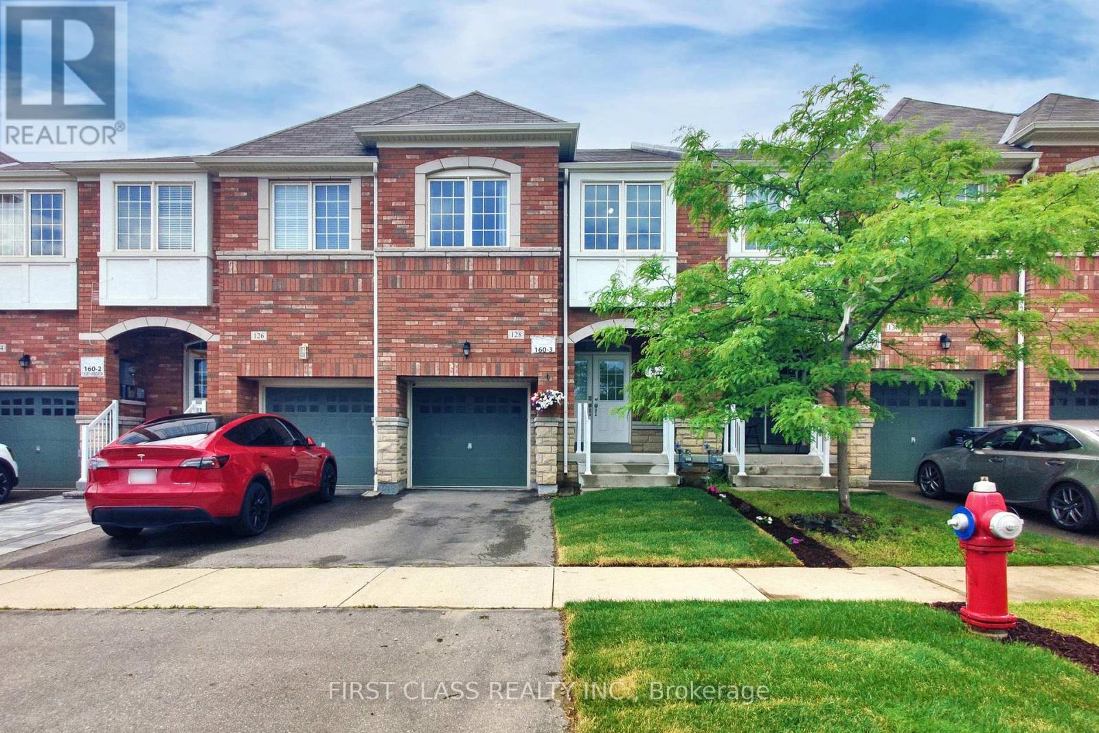 Property at 128 SKY HARBOUR DRIVE image 1