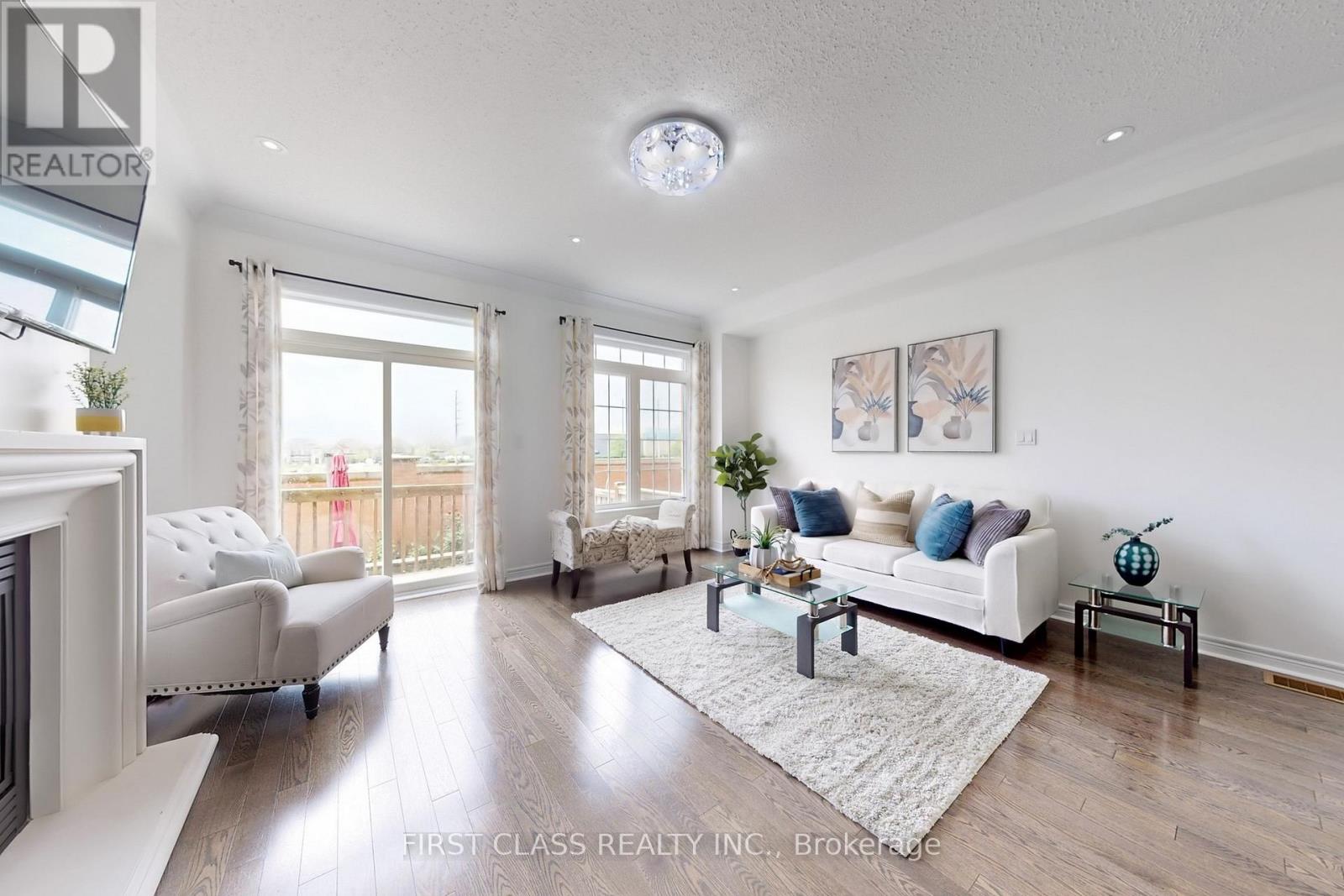 Property at 128 SKY HARBOUR DRIVE image 3