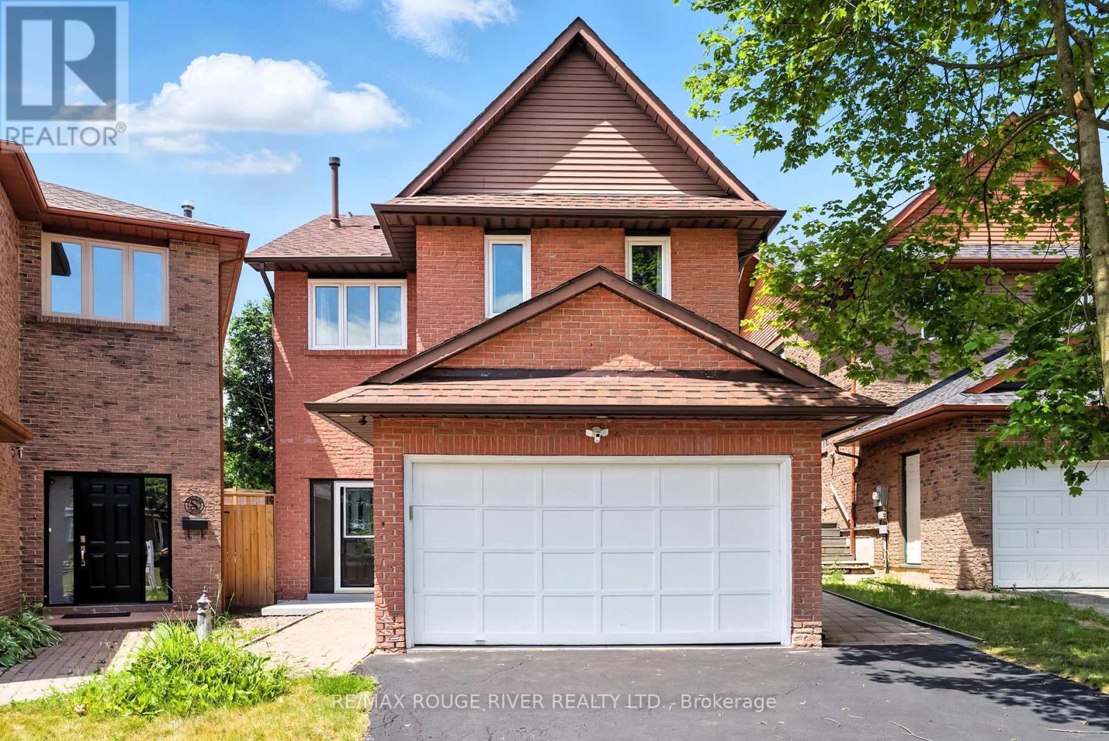 Property at 26 LONGFELLOW COURT image 1