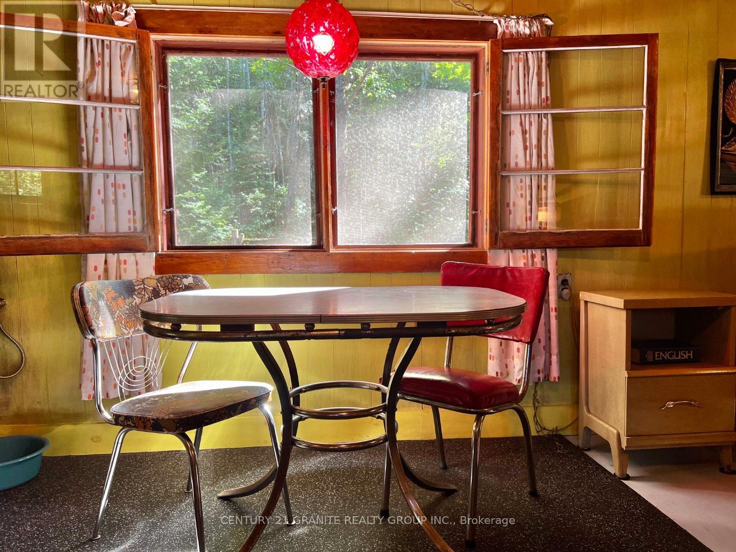 261 Browns Road, Brudenell, Ontario  K0L 1G0 - Photo 11 - X12285001