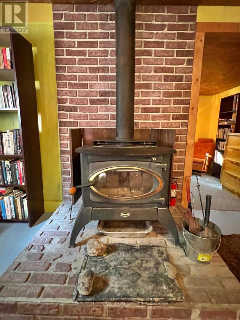 261 Browns Road, Brudenell, Ontario  K0L 1G0 - Photo 14 - X12285001