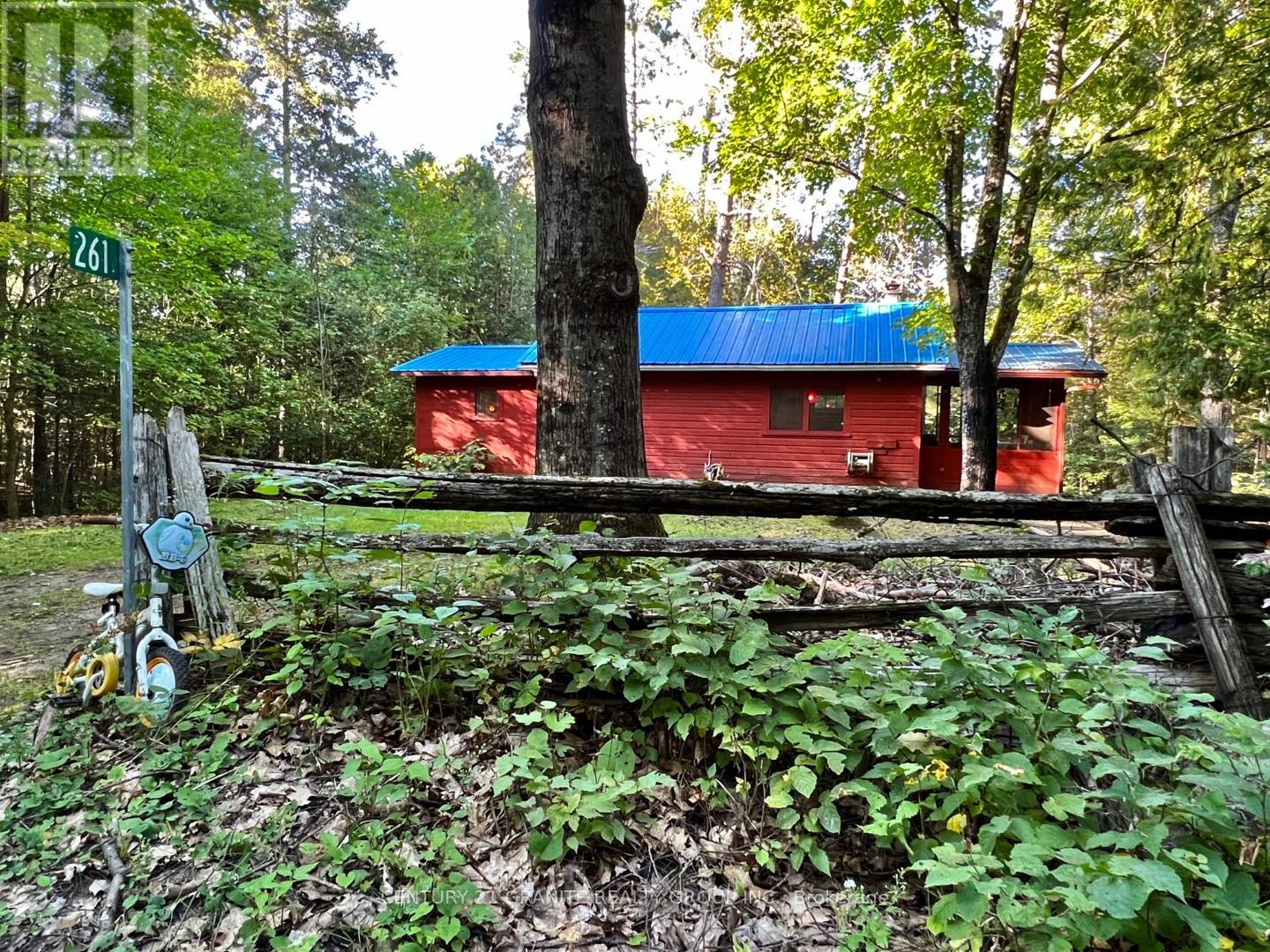 261 Browns Road, Brudenell, Ontario  K0L 1G0 - Photo 2 - X12285001