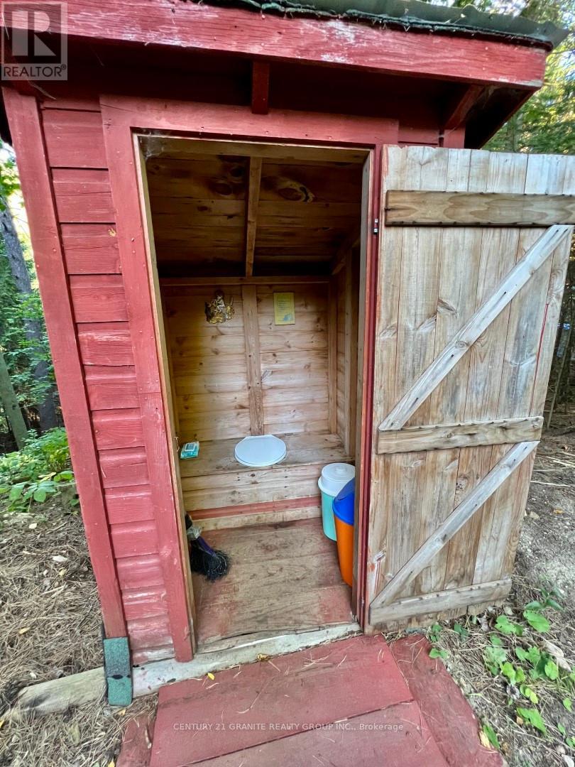 261 Browns Road, Brudenell, Ontario  K0L 1G0 - Photo 29 - X12285001