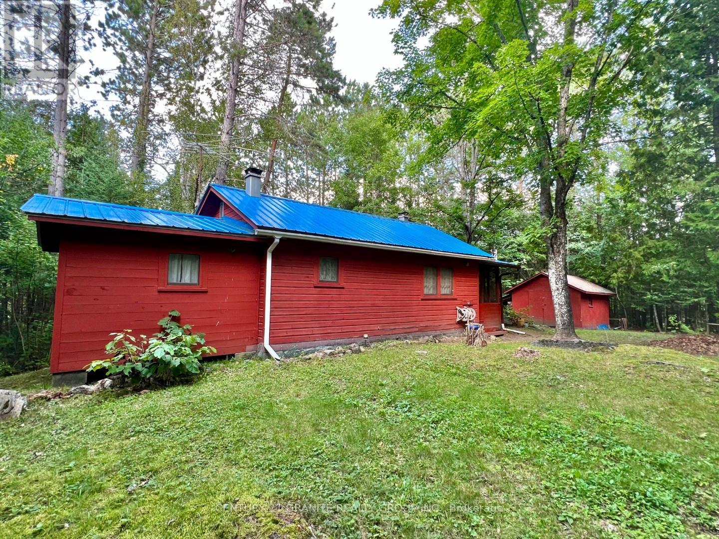 261 Browns Road, Brudenell, Ontario  K0L 1G0 - Photo 3 - X12285001