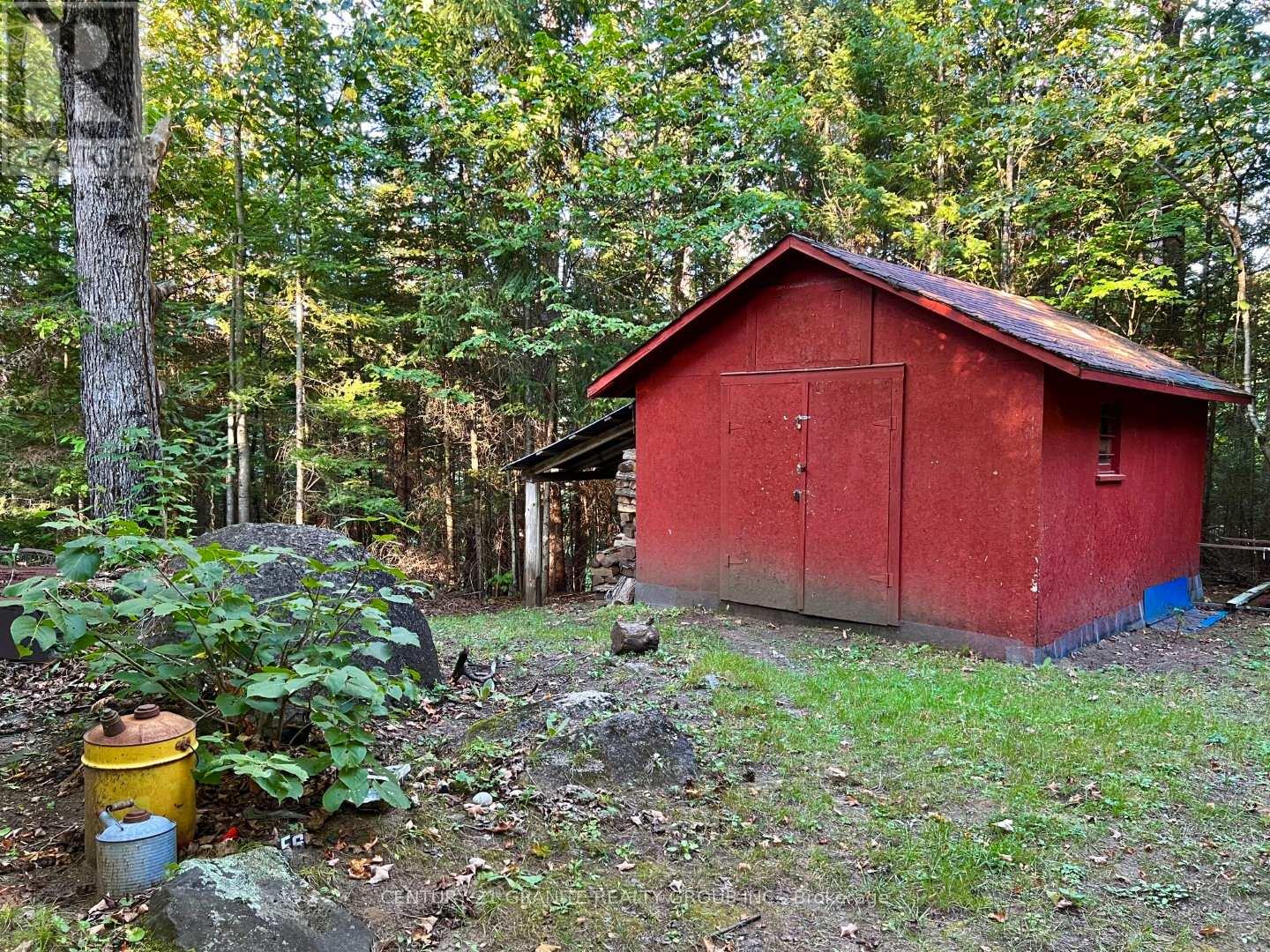 261 Browns Road, Brudenell, Ontario  K0L 1G0 - Photo 4 - X12285001