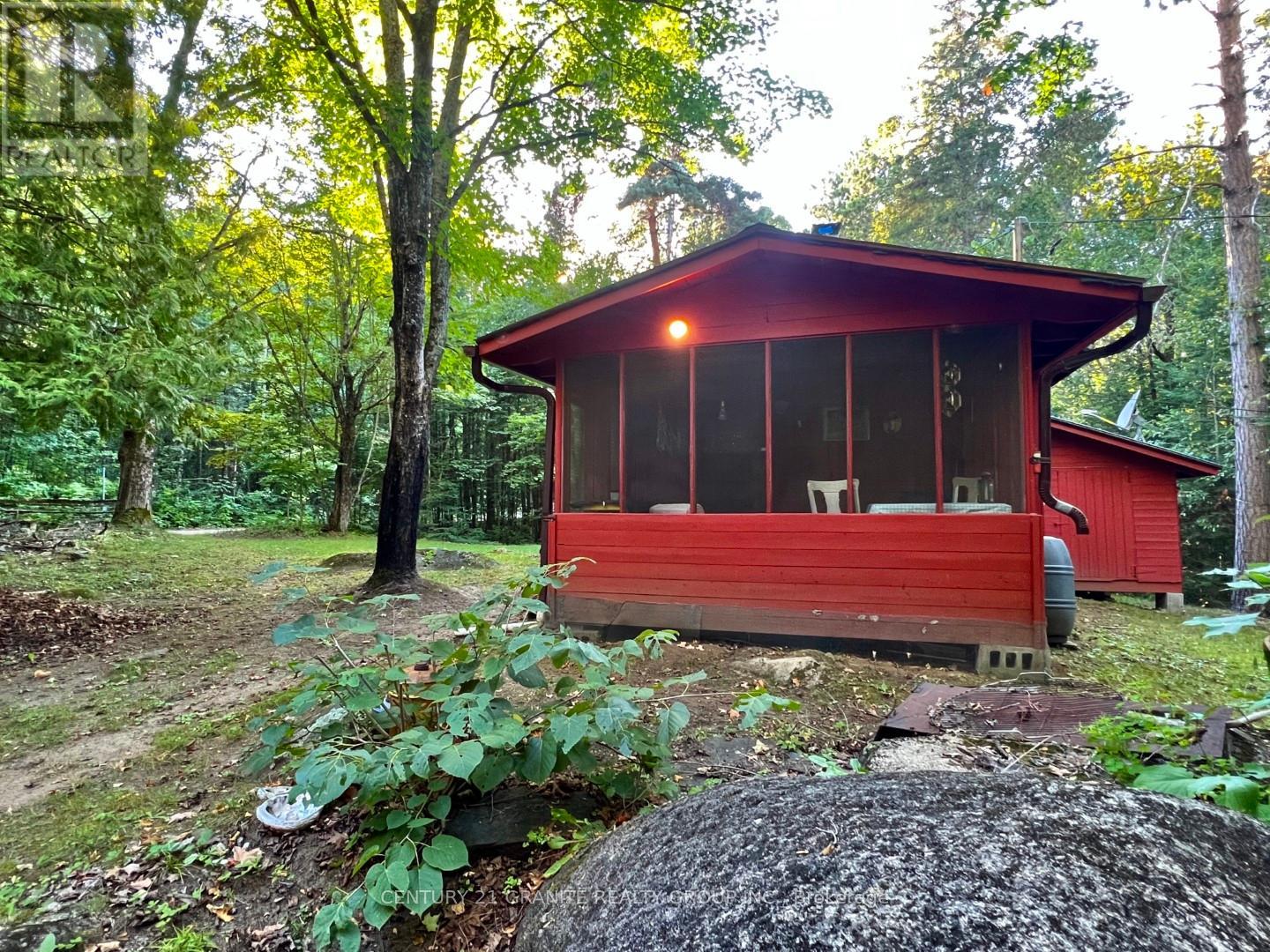 261 Browns Road, Brudenell, Ontario  K0L 1G0 - Photo 5 - X12285001