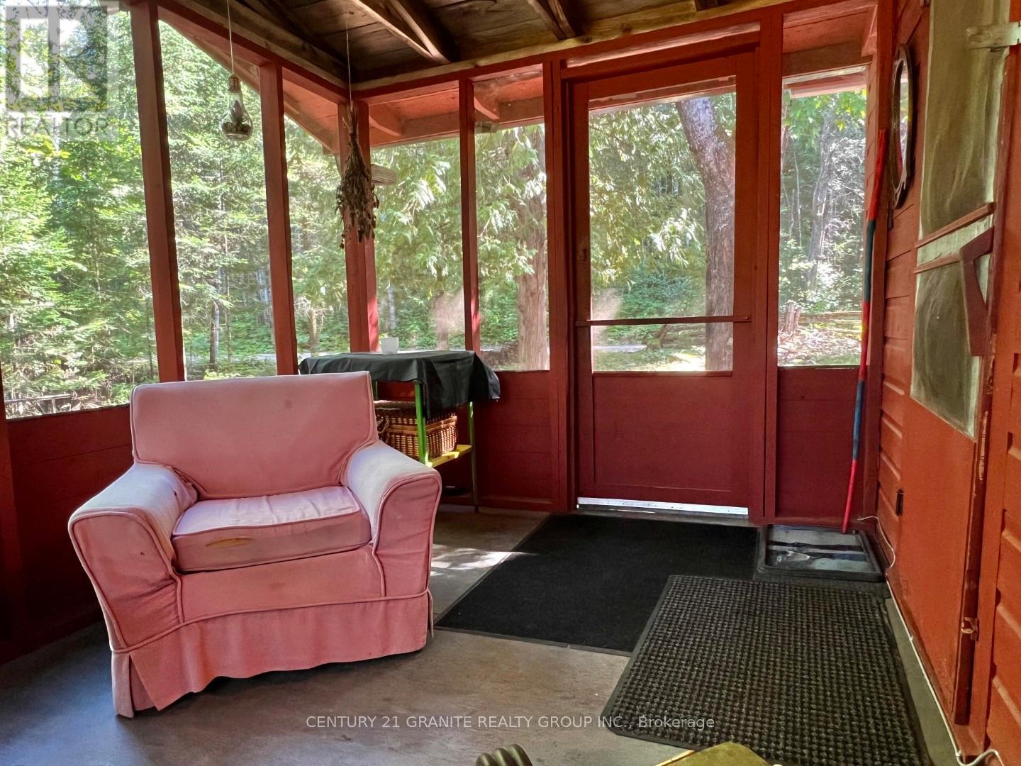 261 Browns Road, Brudenell, Ontario  K0L 1G0 - Photo 8 - X12285001