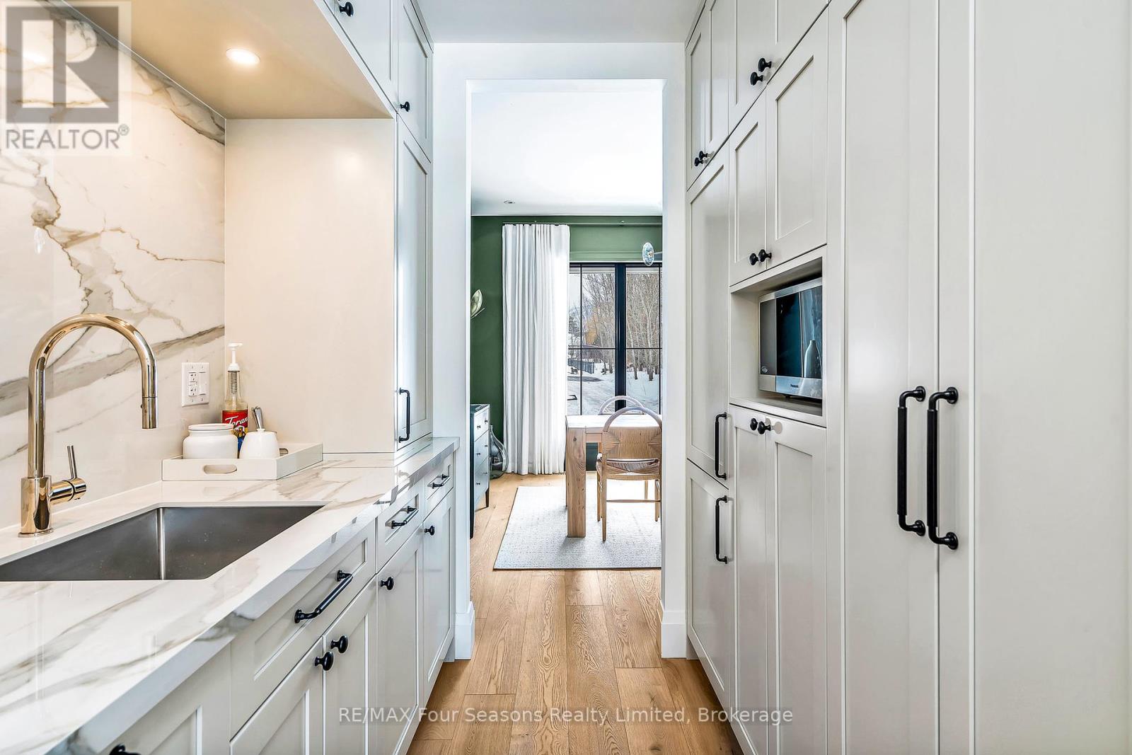 111 Lendvay Alley, Blue Mountains, Ontario  L9Y 0S3 - Photo 19 - X12249330